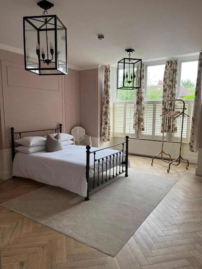 Private Apartment - 3 Bedrooms Harrogate Luaran gambar